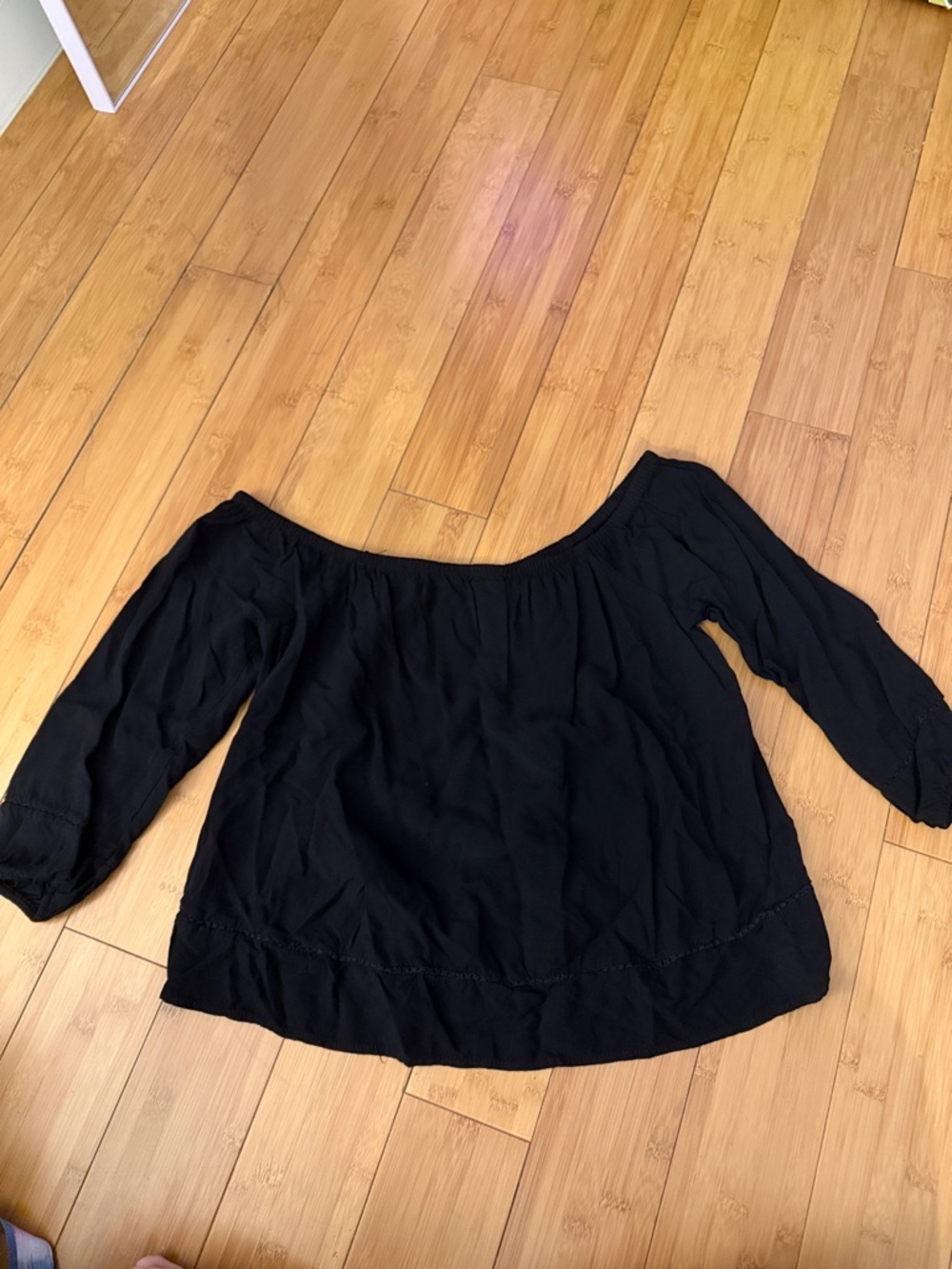 Old Navy Black Off-Shoulder Tunic Top